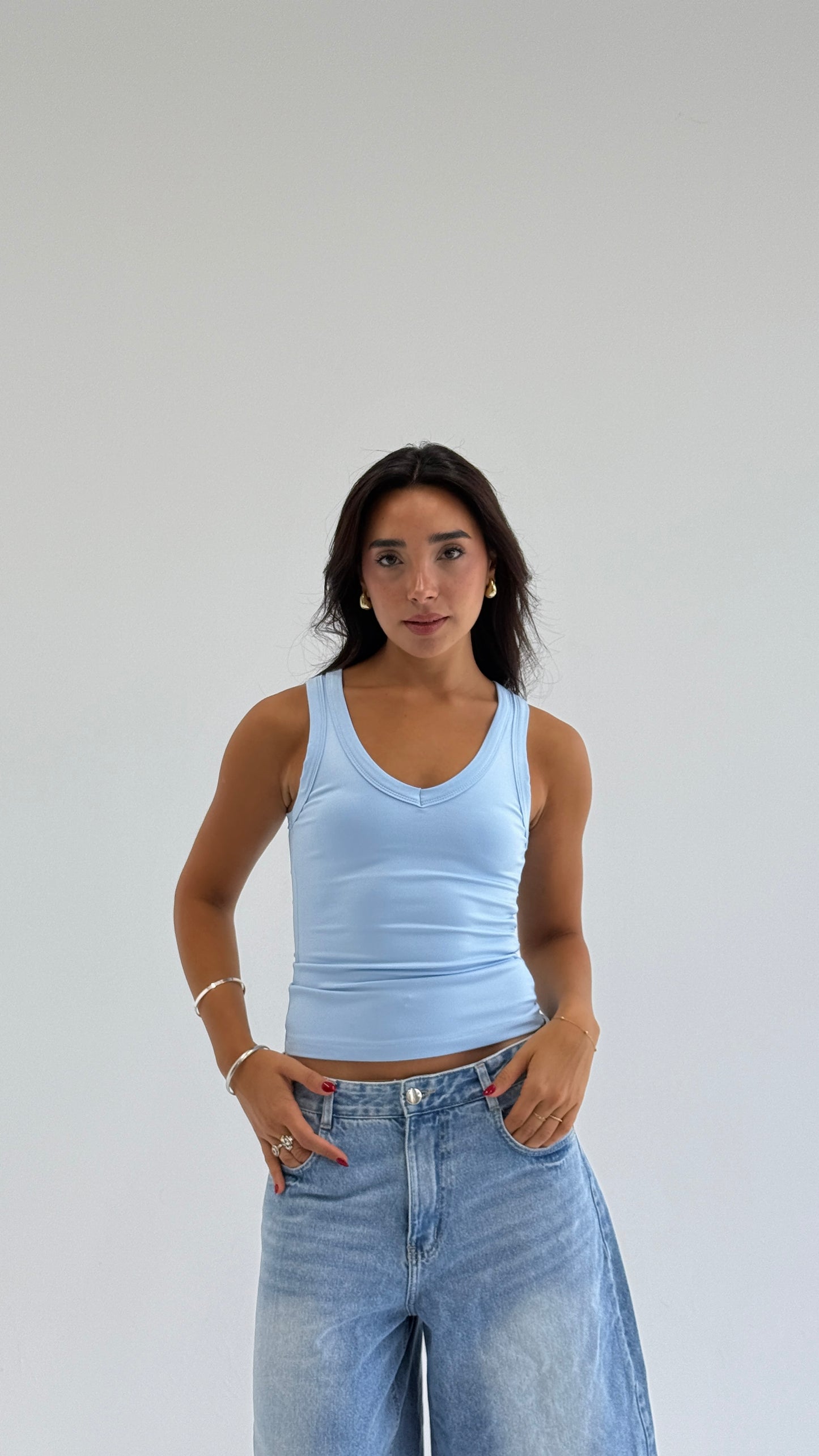 STITCH V-TOP