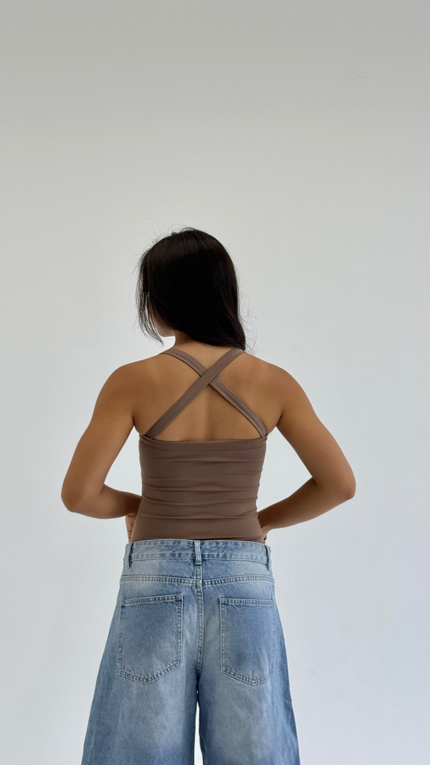 CROSSBACK TOP