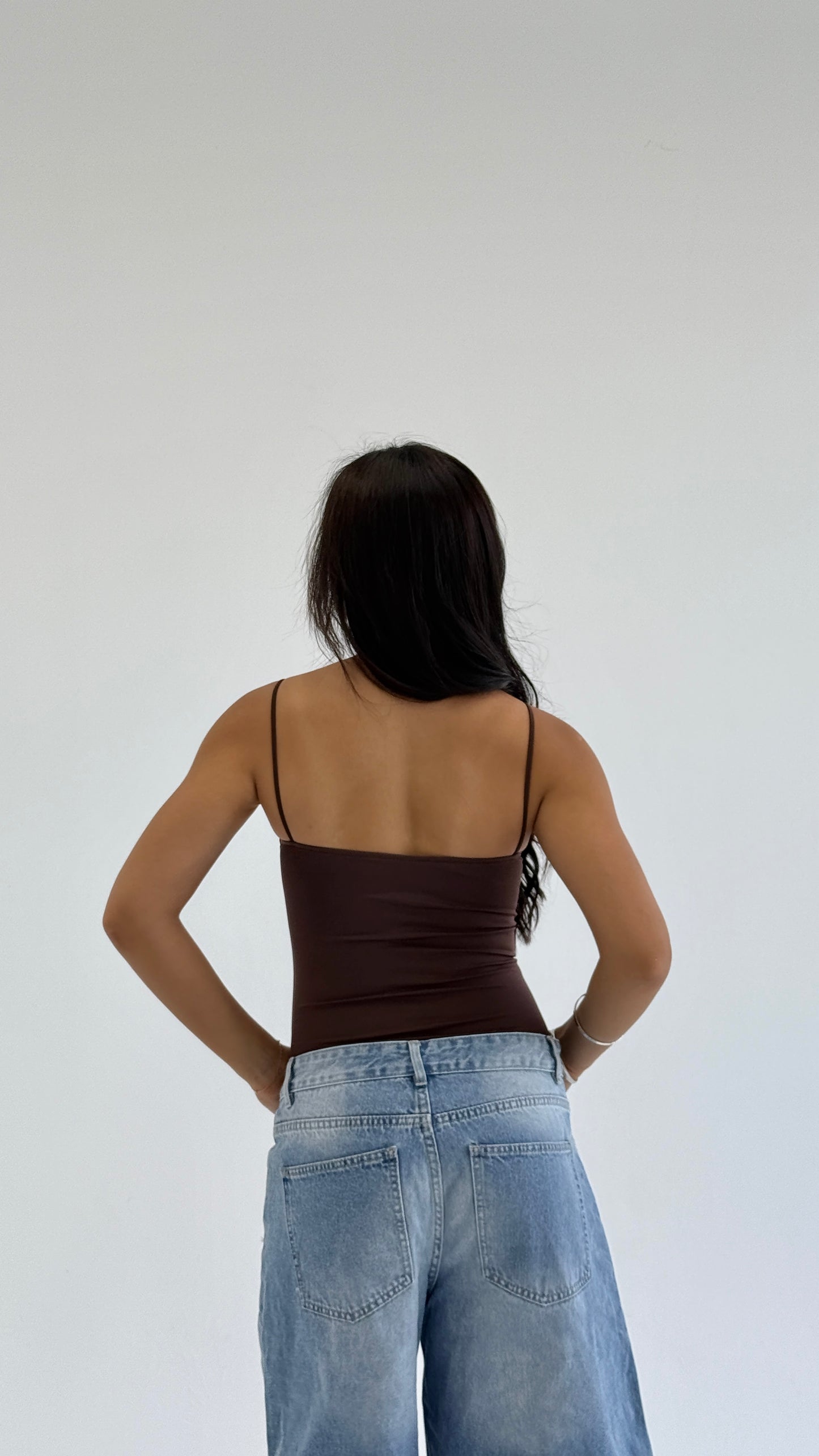 STRAP TOP