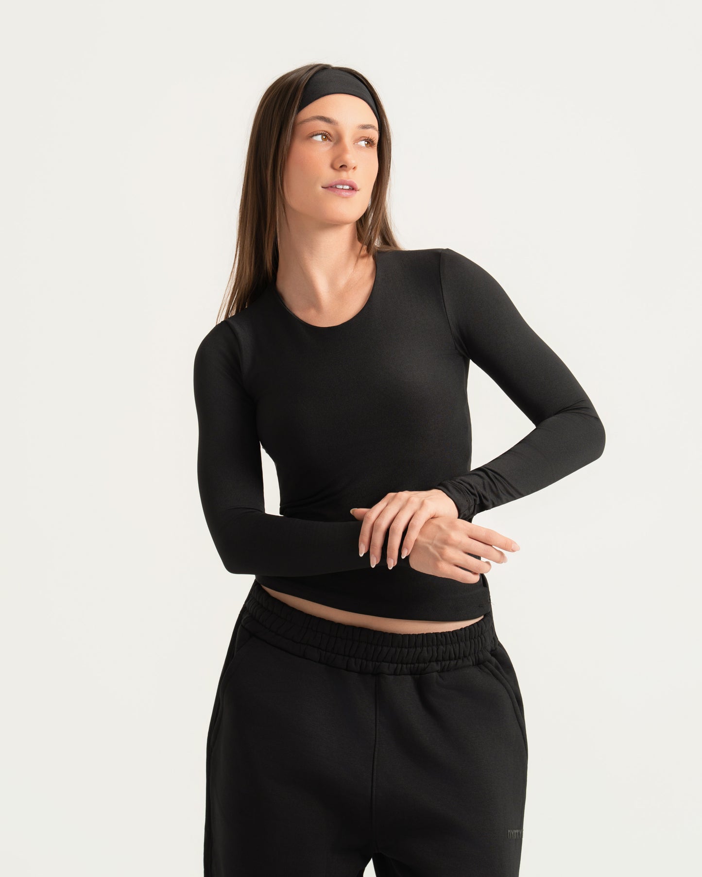 ROUND NECK LONG SLEEVE