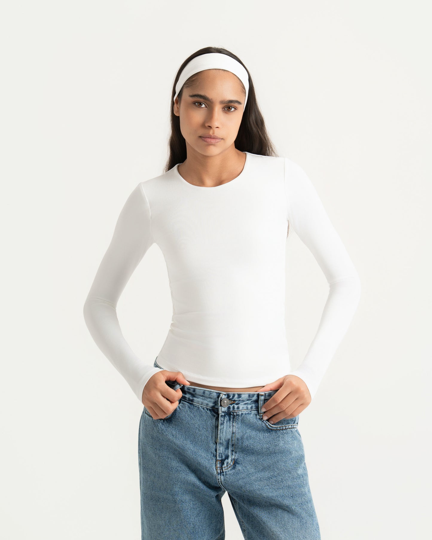 ROUND NECK LONG SLEEVE