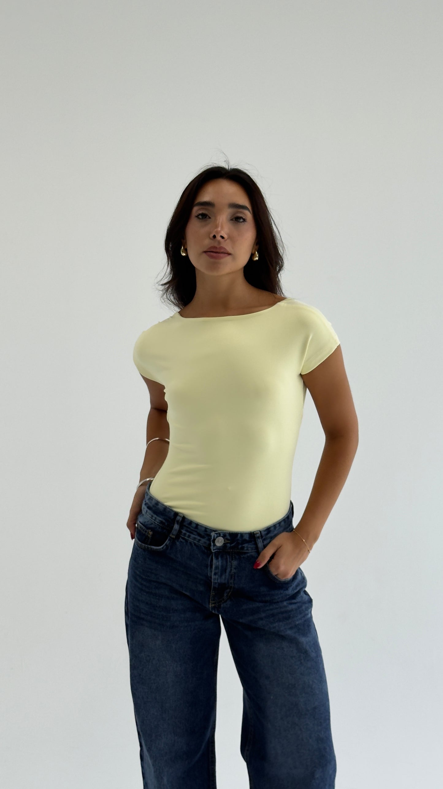 U-SHAPE BACKLESS TOP