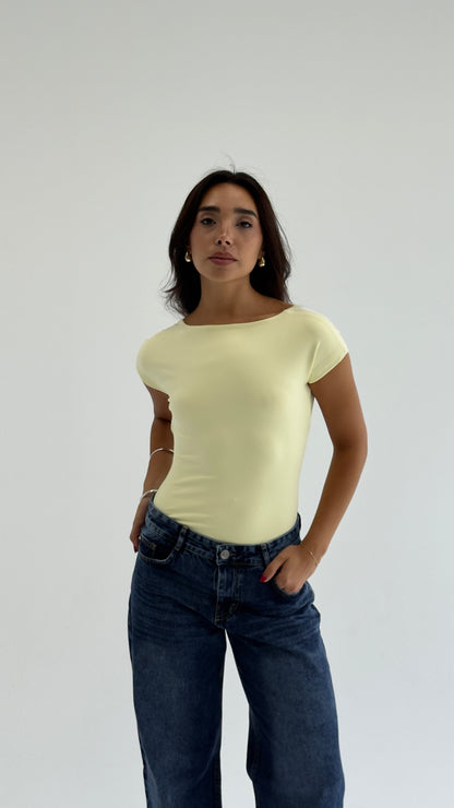 U-SHAPE BACKLESS TOP