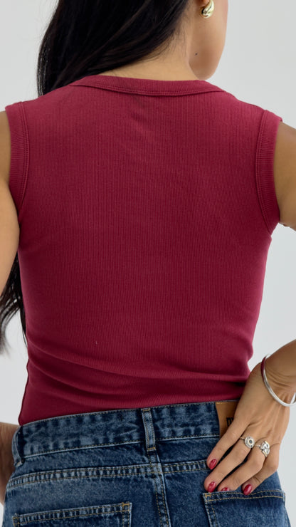 V-NECK RIBBED