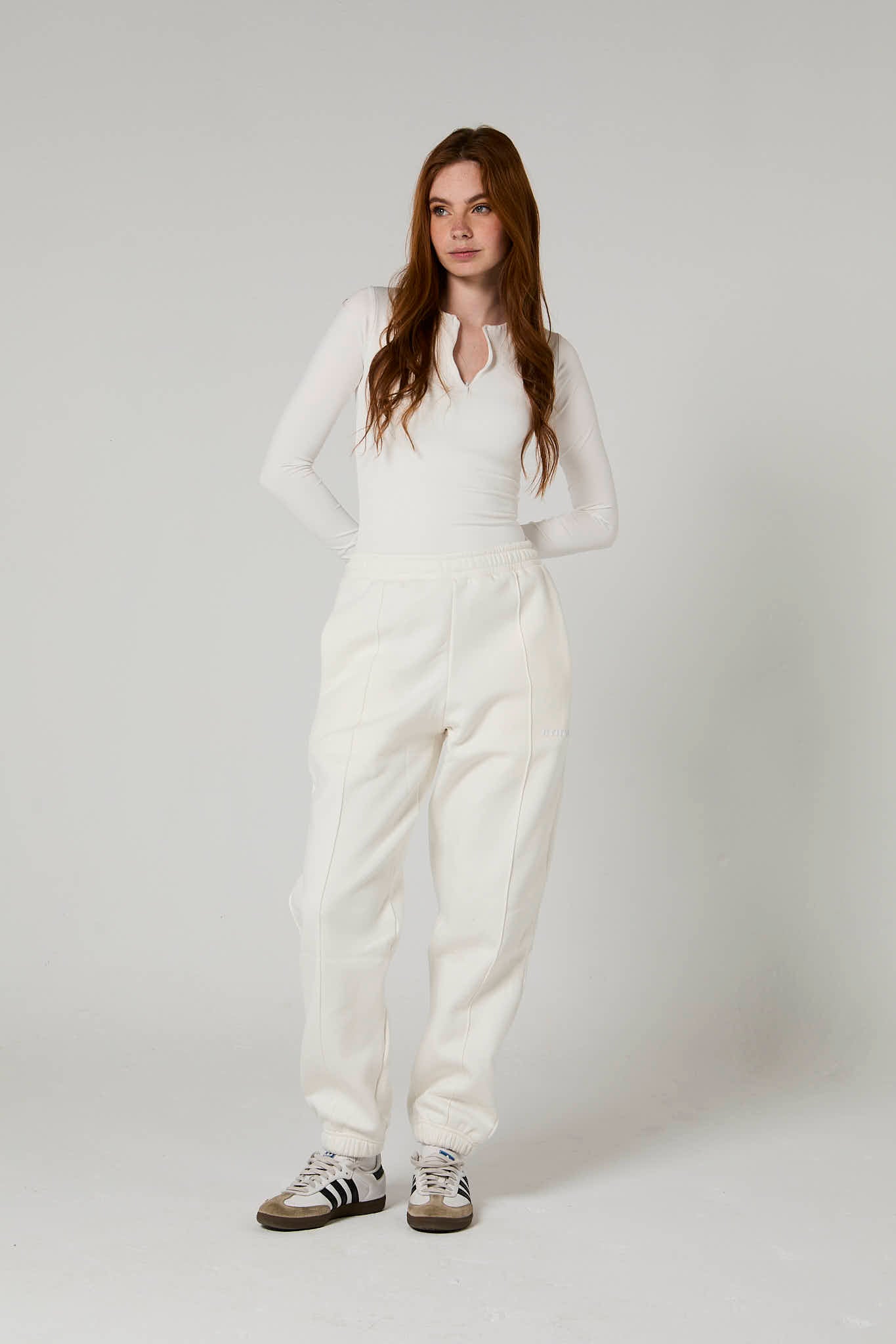 SWEATPANTS