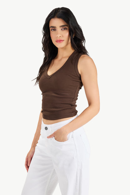 V-NECK RIBBED