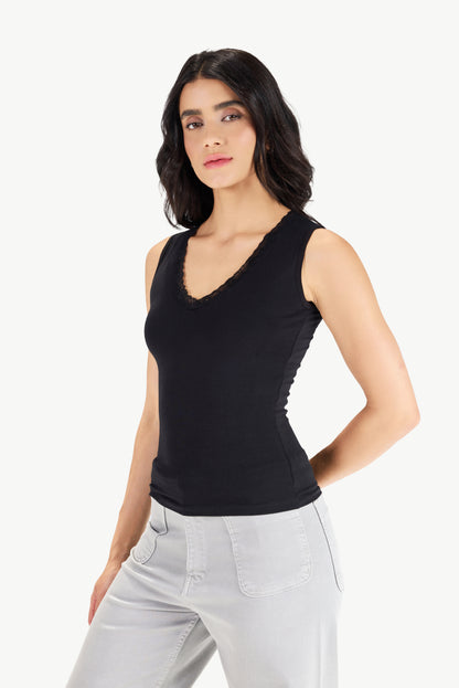 LACE TOP